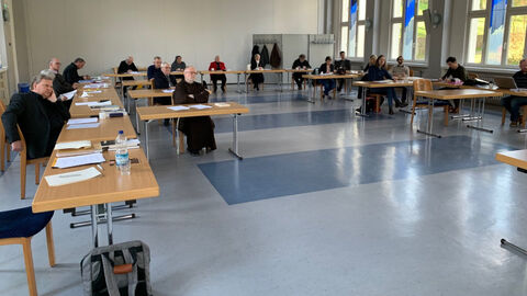 Arbeitskreis Ordensgeschichte 2022 bei seiner Tagung in Vallendar