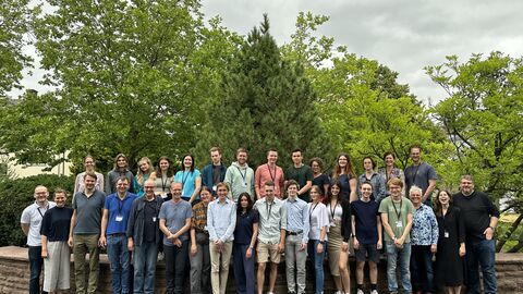 Die Teilnehmerinnen und Teilnehmer des Thesen-Workshops zur Entwicklung des Wahl-O-Maten zur Hessischen Landtagswahl 2023