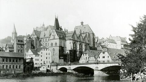 „Die „Alte Universität" von Marburg „Die „Alte Universität" von Marburg